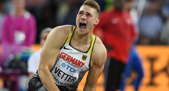 97 76 Meter Johannes Vetter Kratzt Am Weltrekord Leichtathletik De