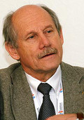 Hansjörg Wirz bleibt EA-Präsident (Foto: Priedemuth)