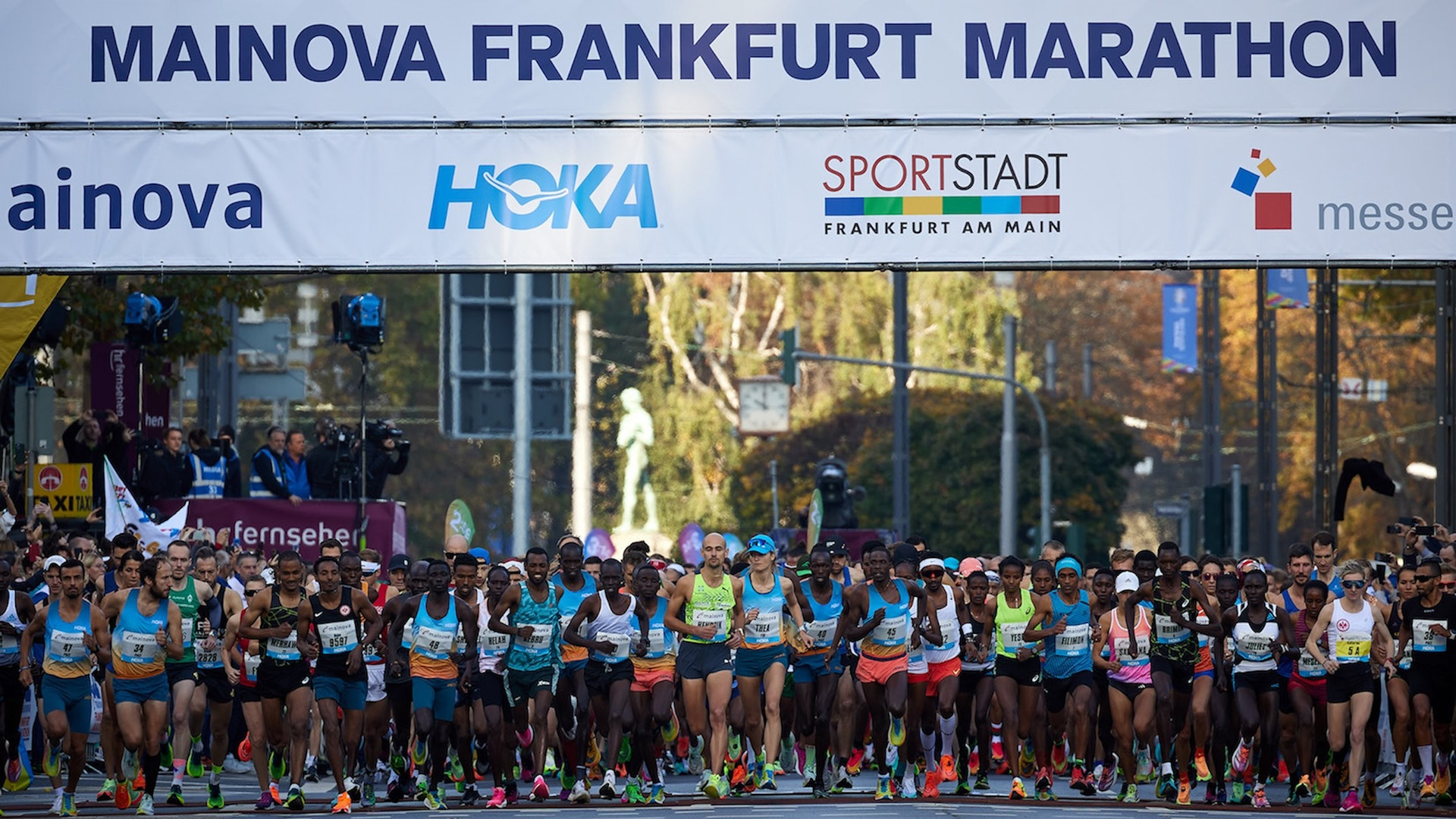 Spitzenläuferinnen jagen beim Frankfurt-Marathon den Streckenrekord